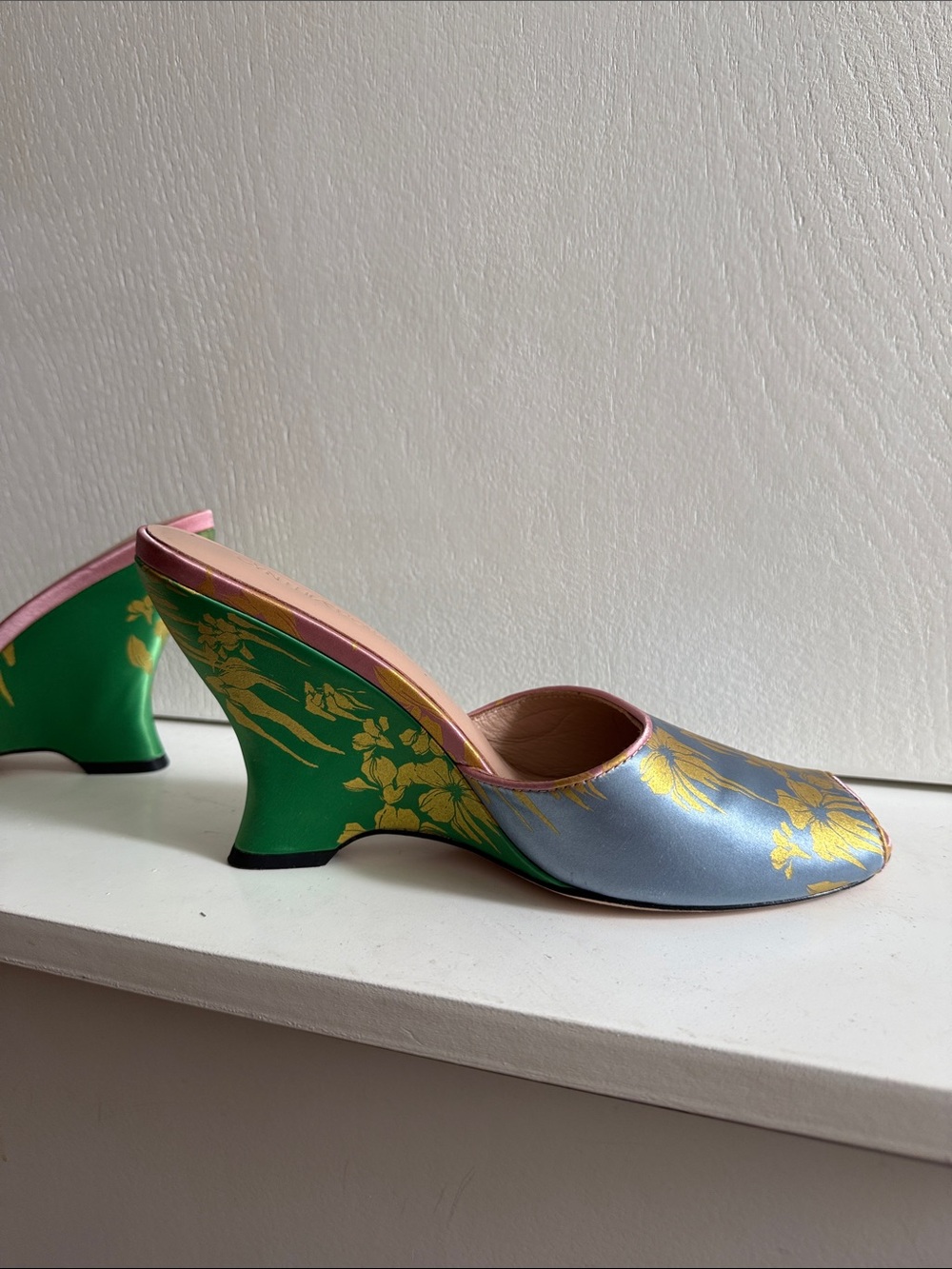 Cynthia Rowley Green and Silver Floral Satin Mules - Picture 3 of 8